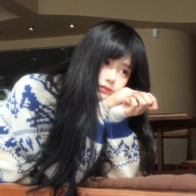 毛衣女郎